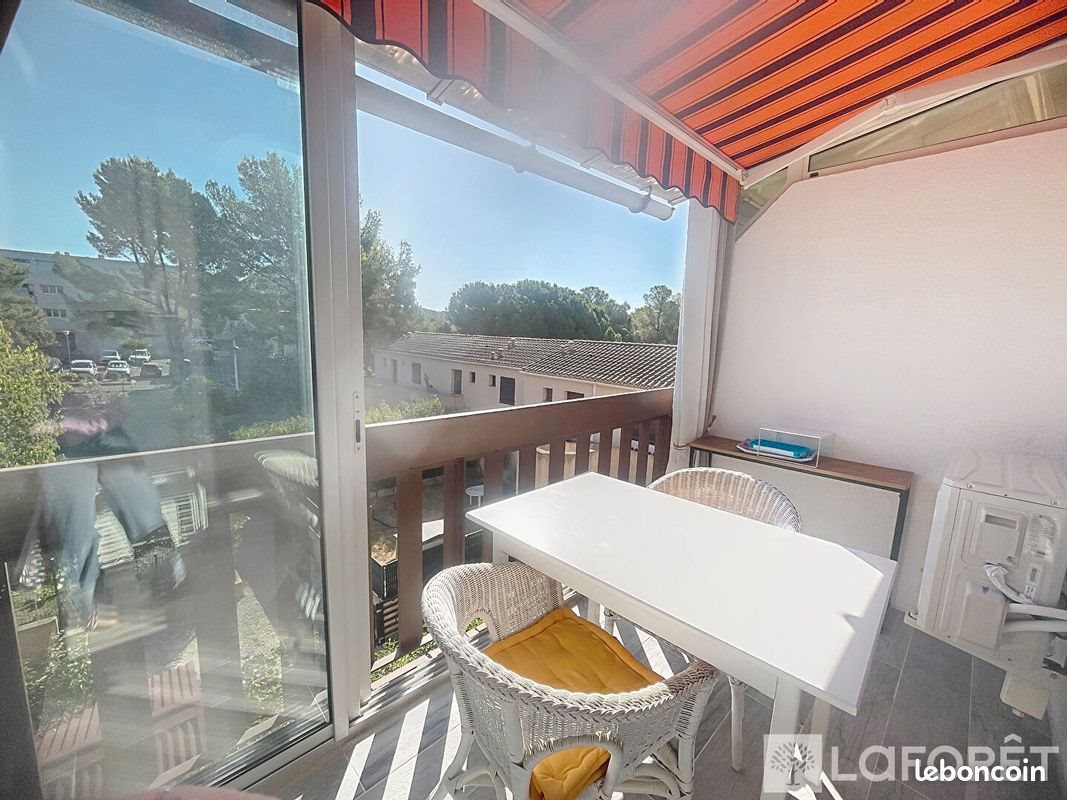 Appartement à louer, 19m², La Londe-les-Maures