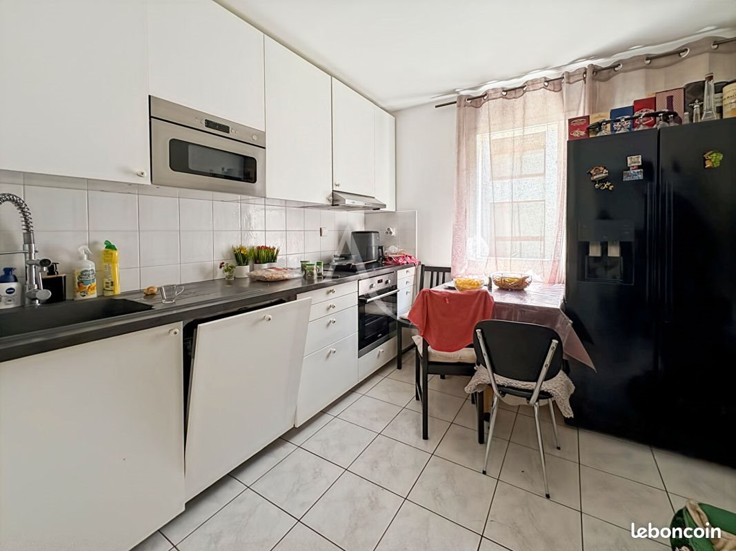 Appartement à vendre, 100m², Lardy