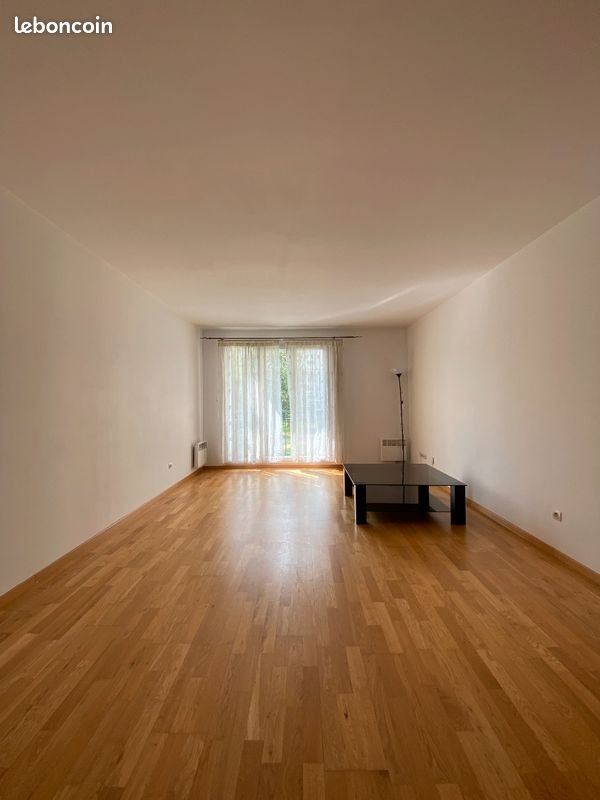 Appartement à louer, 66m², Massy