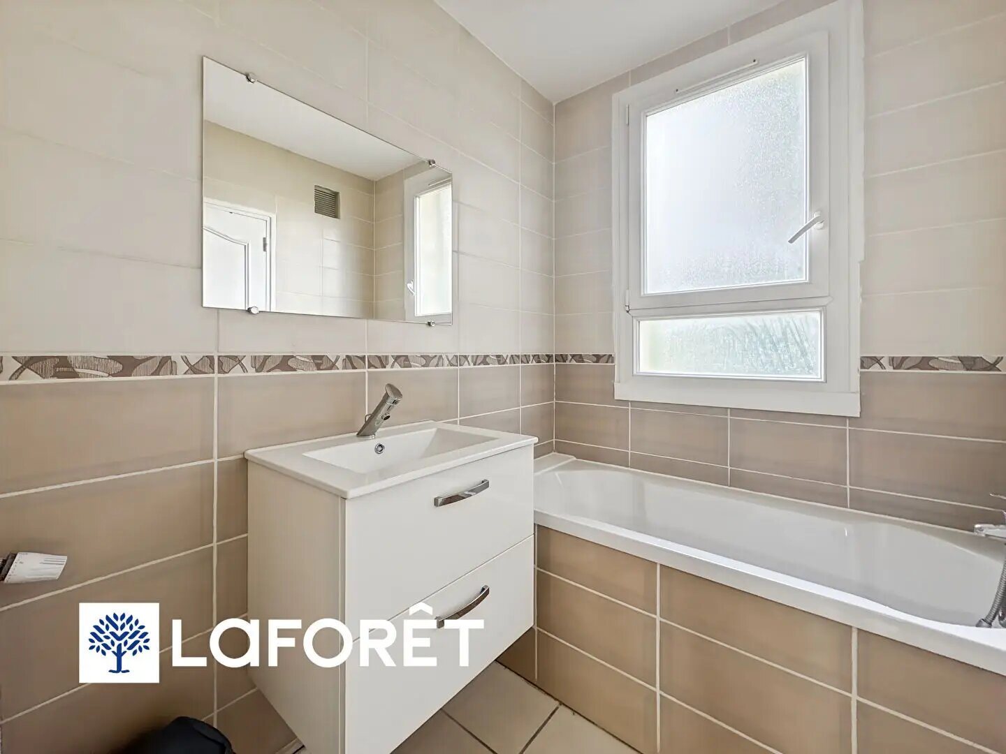 Appartement à vendre, 55m², Sainte-Geneviève-des-Bois