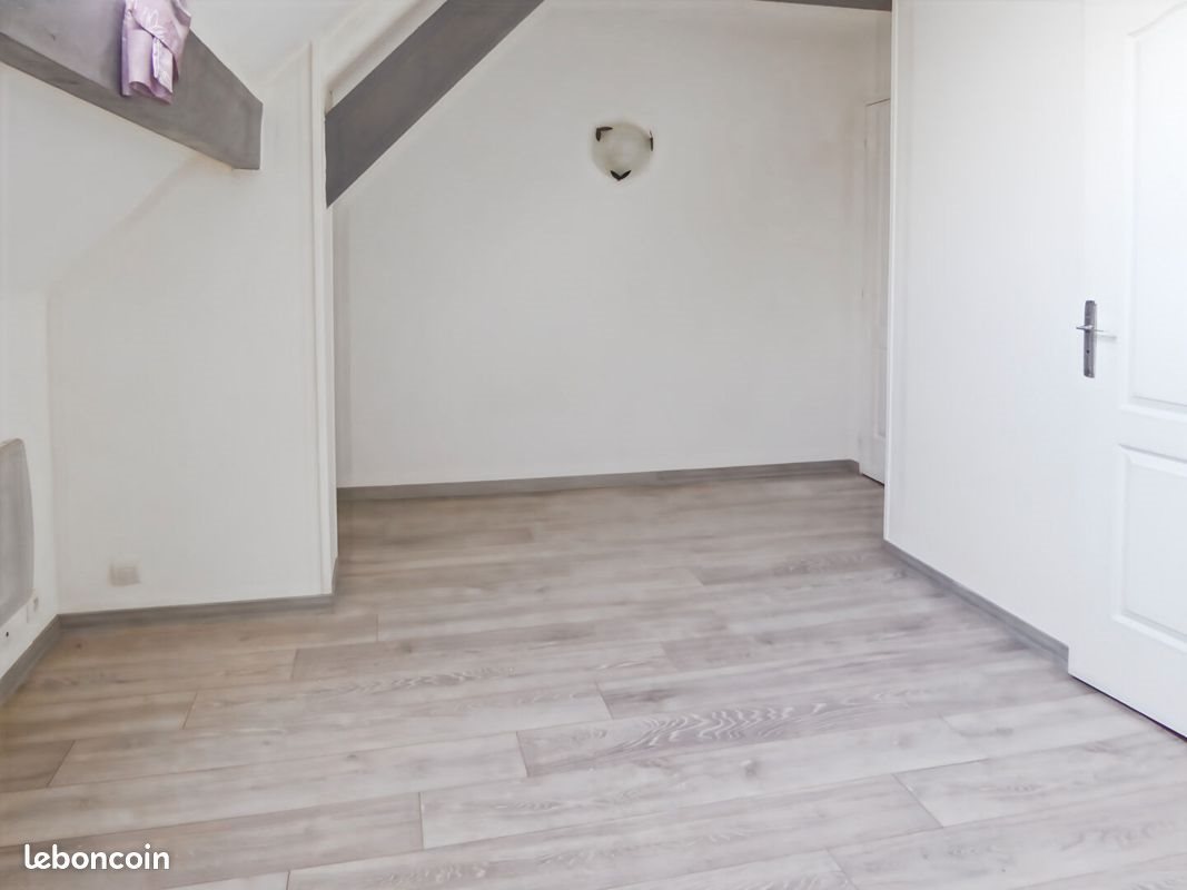 Appartement à louer, 15m², Mennecy