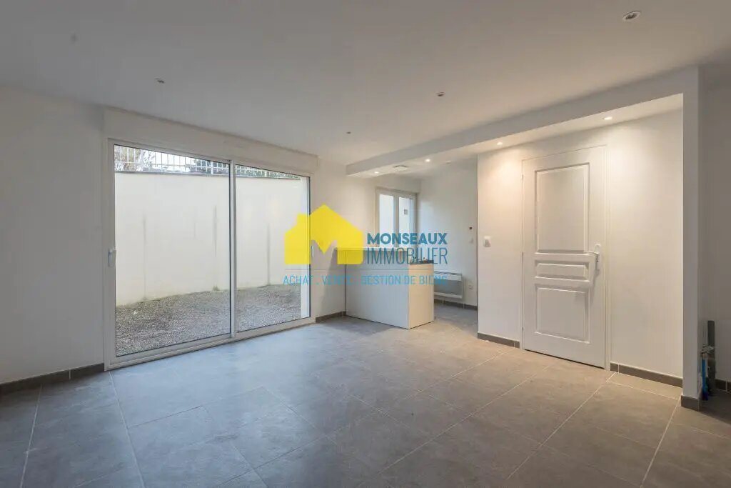 Appartement à louer, 26m², Sainte-Geneviève-des-Bois