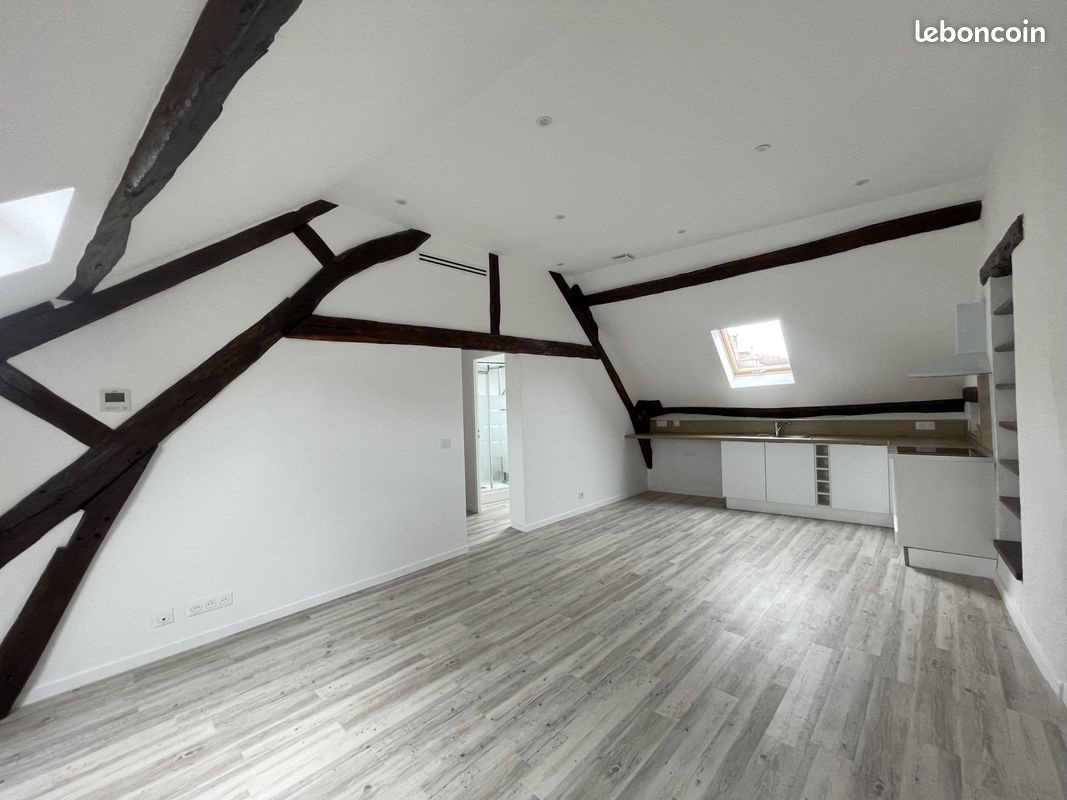 Appartement à louer, 49m², Milly-la-Forêt