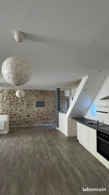 Maison à louer, 70m², Milly-la-Forêt