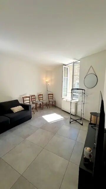 Appartement à louer, 46m², Milly-la-Forêt