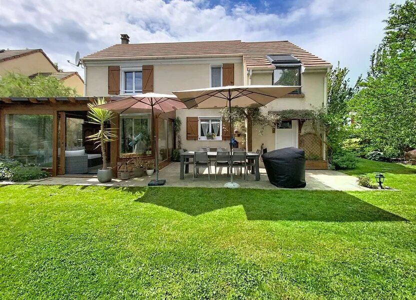 Maison à vendre, 117m², Mandres-les-Roses