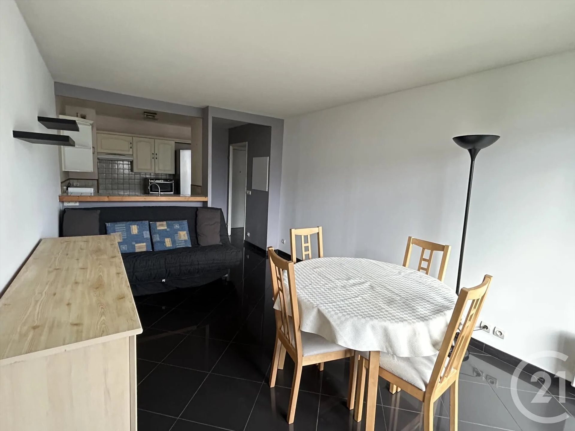 Appartement à louer, 40m², Viry-Châtillon