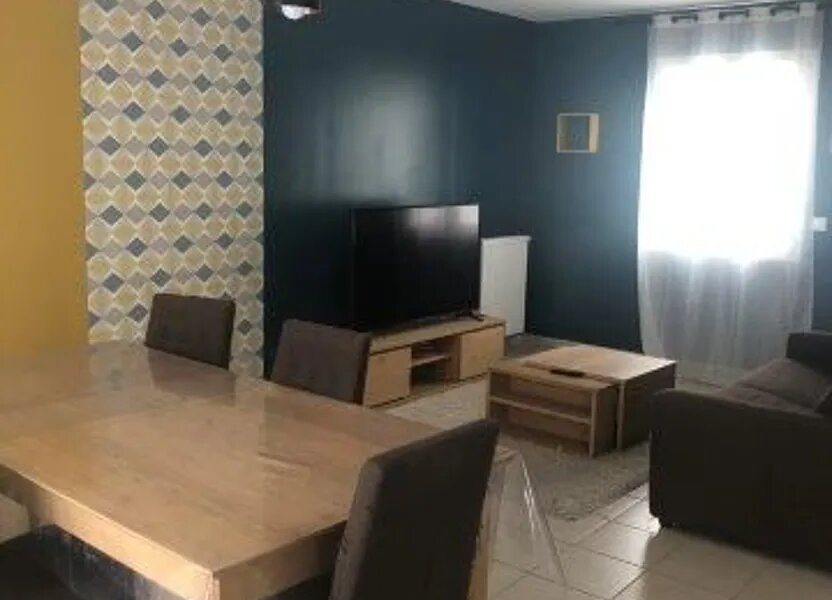 Maison à louer, 82m², Cheptainville