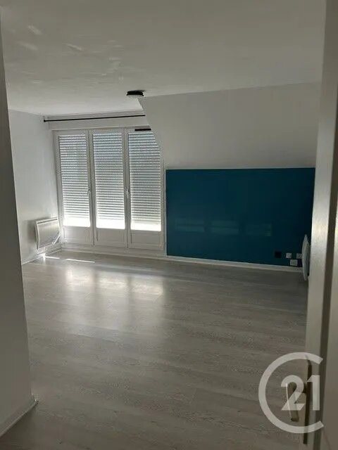 Appartement à louer, 28m², Gif-sur-Yvette