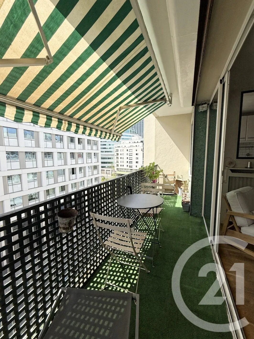 Appartement à louer, 94m², Courbevoie