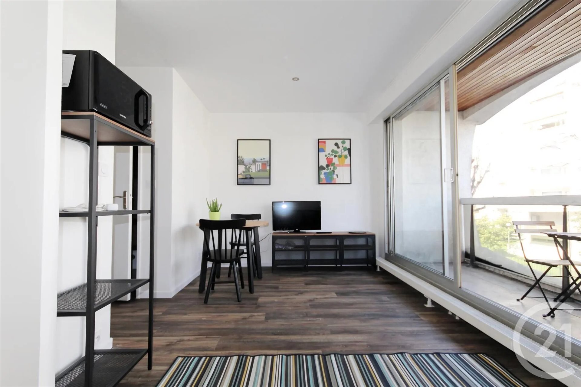 Appartement à louer, 21m², Courbevoie