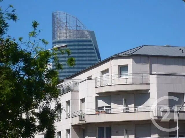 Appartement à louer, 48m², Courbevoie
