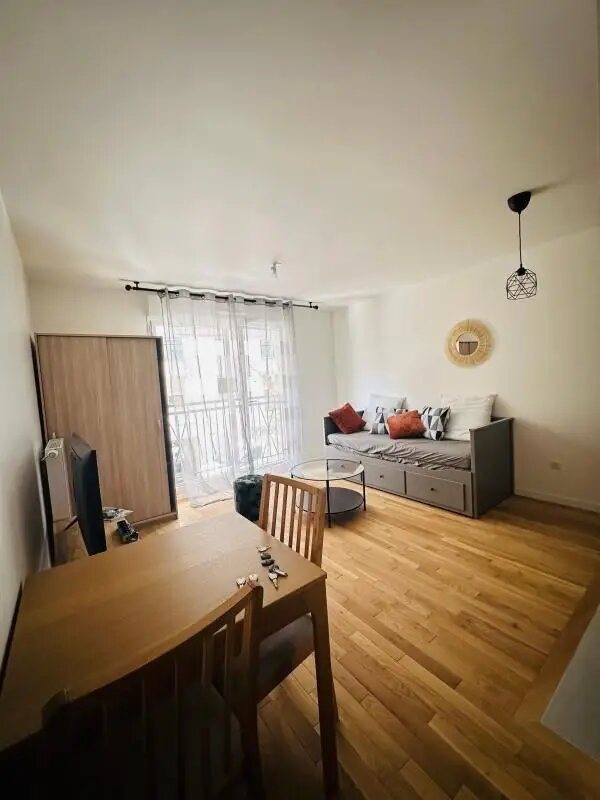 Appartement à louer, 25m², Puteaux