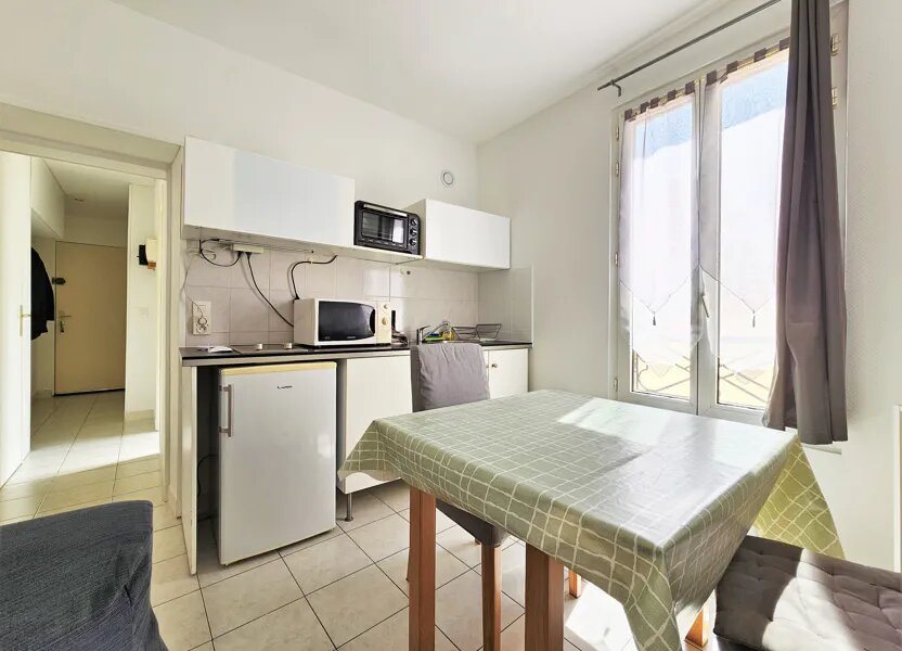 Appartement à louer, 27m², Vanves