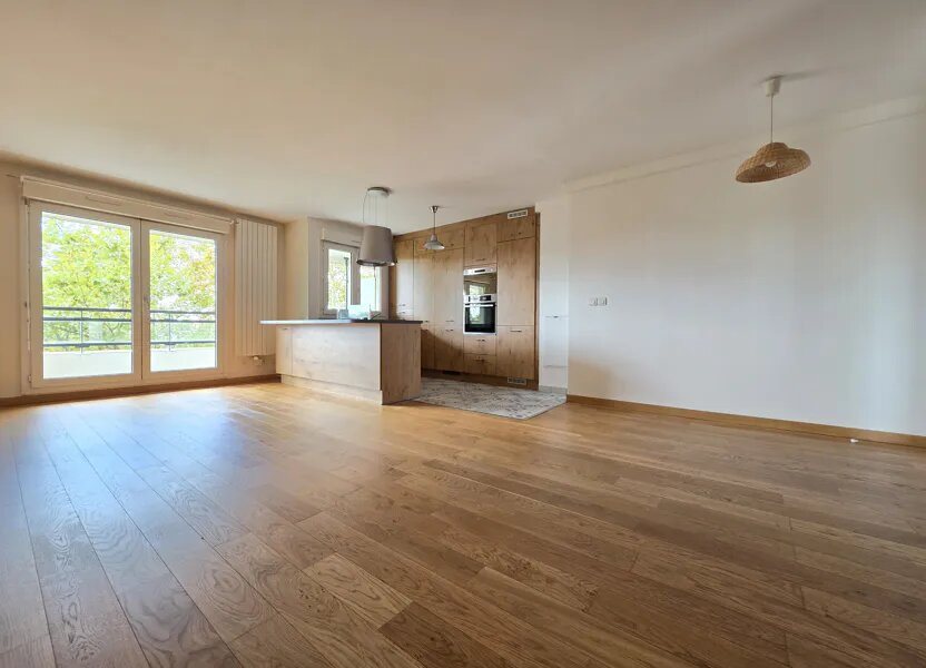 Appartement à louer, 71m², Vanves