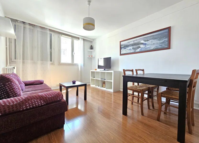 Appartement à louer, 43m², Vanves