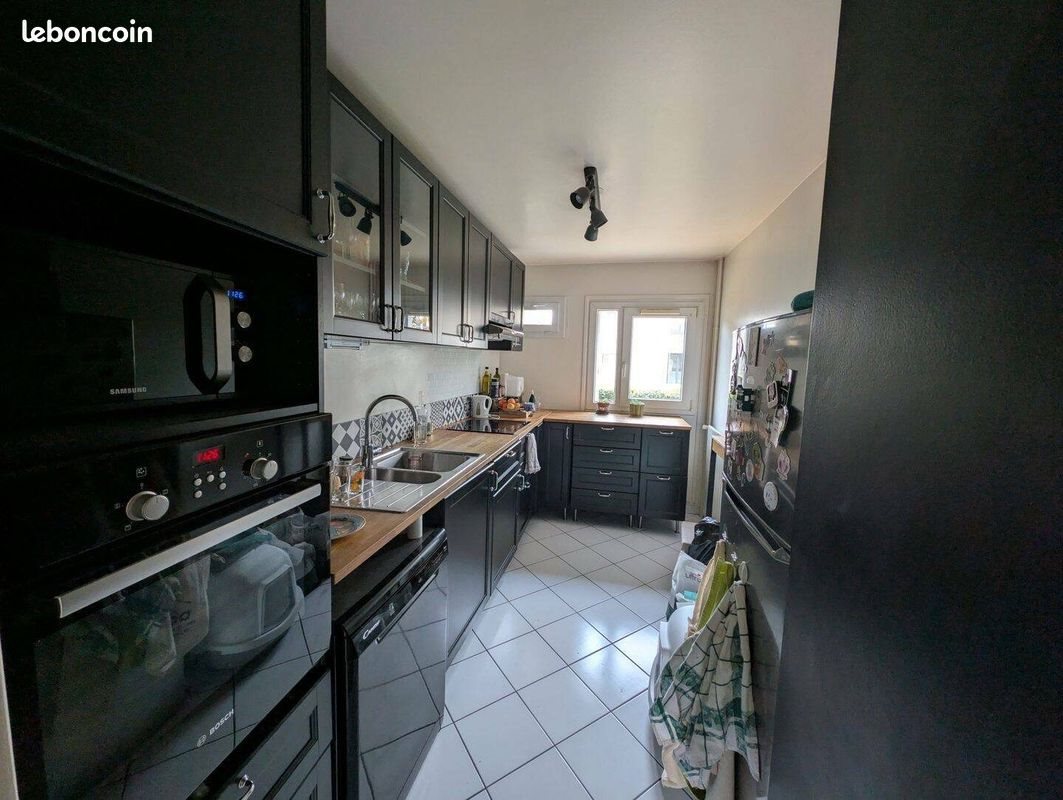 Appartement à vendre, 67m², Courbevoie