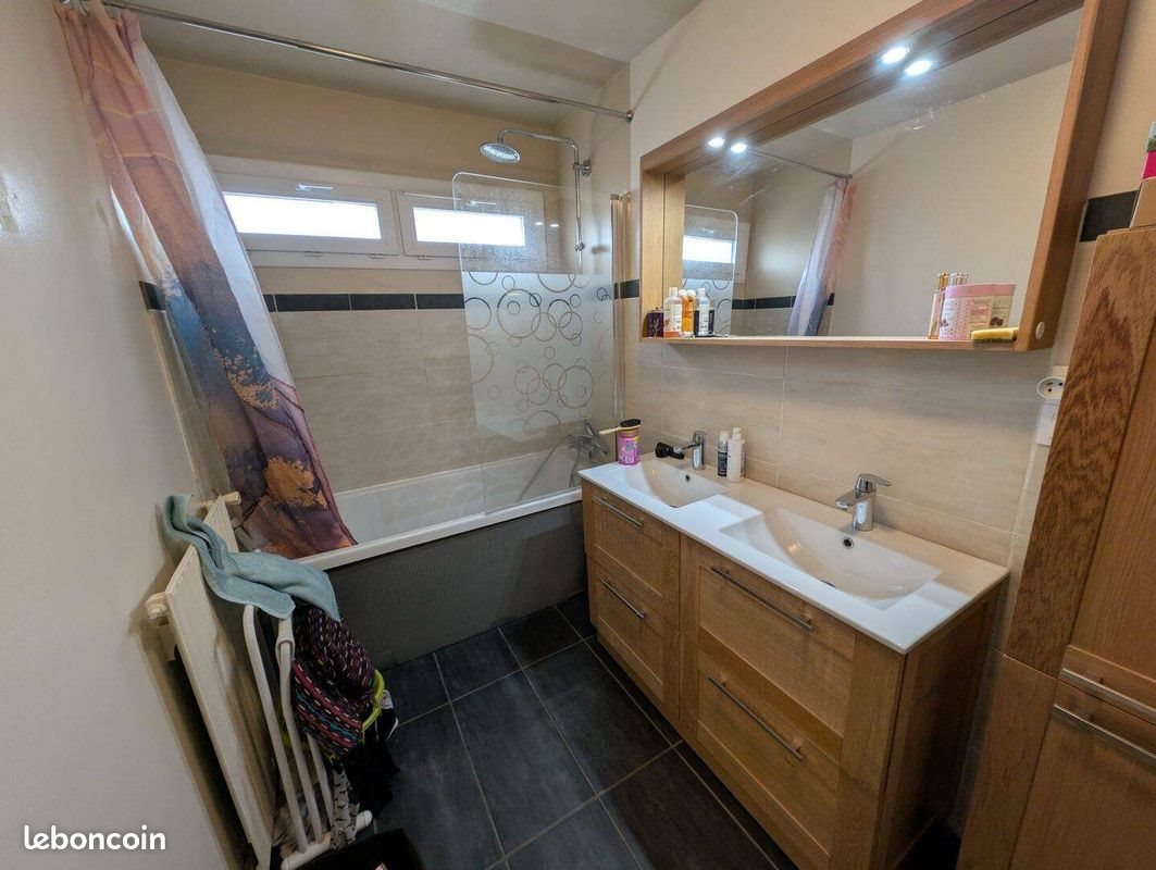 Appartement à vendre, 67m², Courbevoie