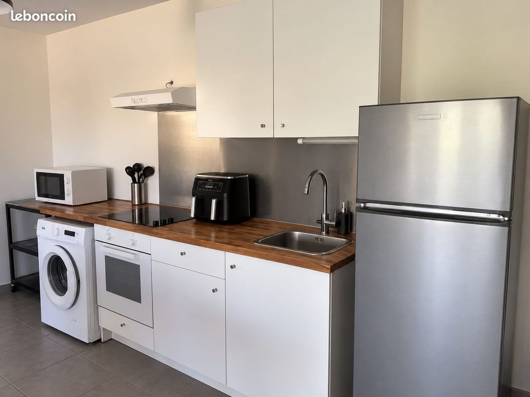 Appartement à louer, 68m², Bordeaux