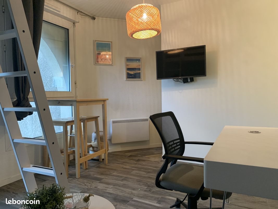 Appartement à louer, 22m², Talence