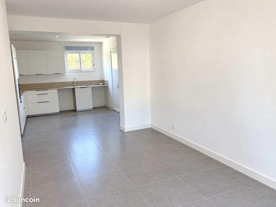 Maison à louer, 100m², Carignan-de-Bordeaux