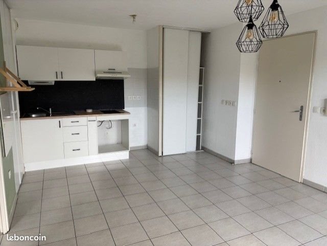 Appartement à louer, 39m², Lormont