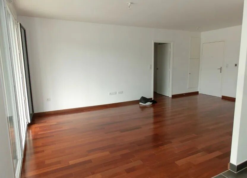 Appartement à louer, 67m², Issy-les-Moulineaux