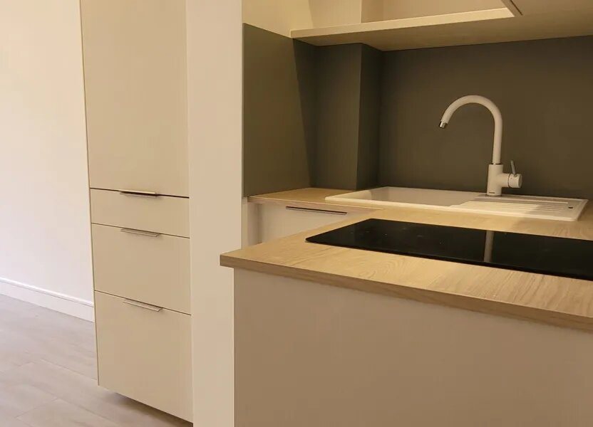 Appartement à louer, 17m², Issy-les-Moulineaux