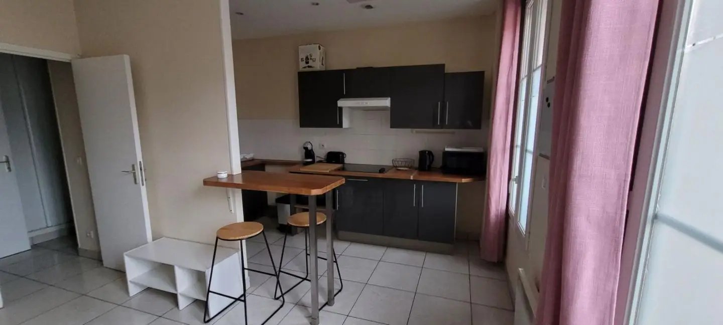 Appartement à louer, 27m², Issy-les-Moulineaux