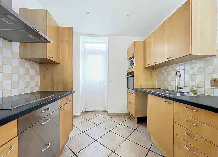 Maison à louer, 89m², Suresnes