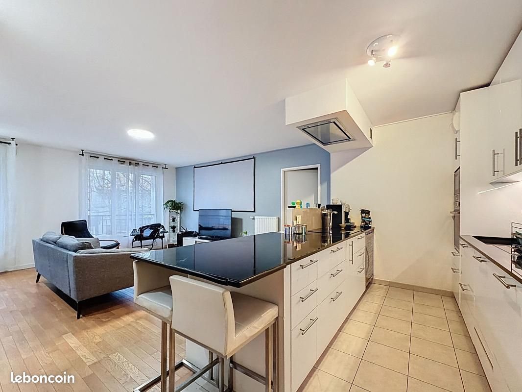 Appartement à vendre, 73m², Suresnes