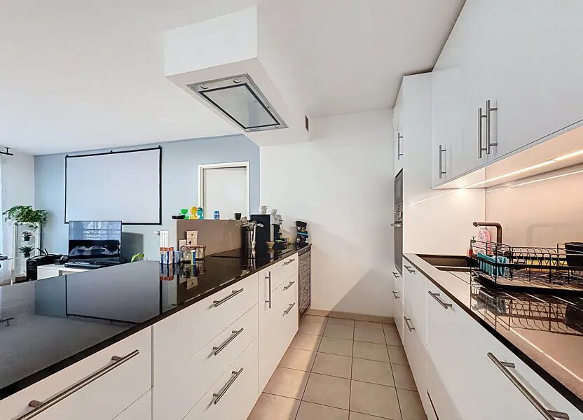 Appartement à vendre, 73m², Suresnes