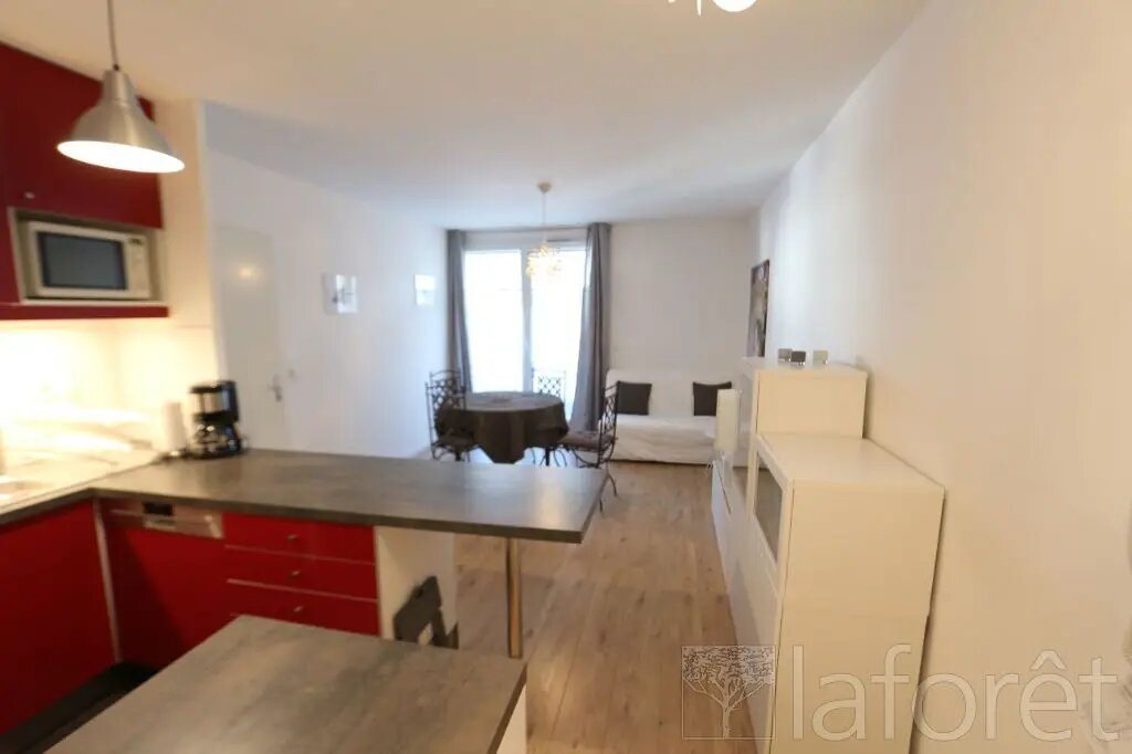 Appartement à louer, 40m², Nanterre