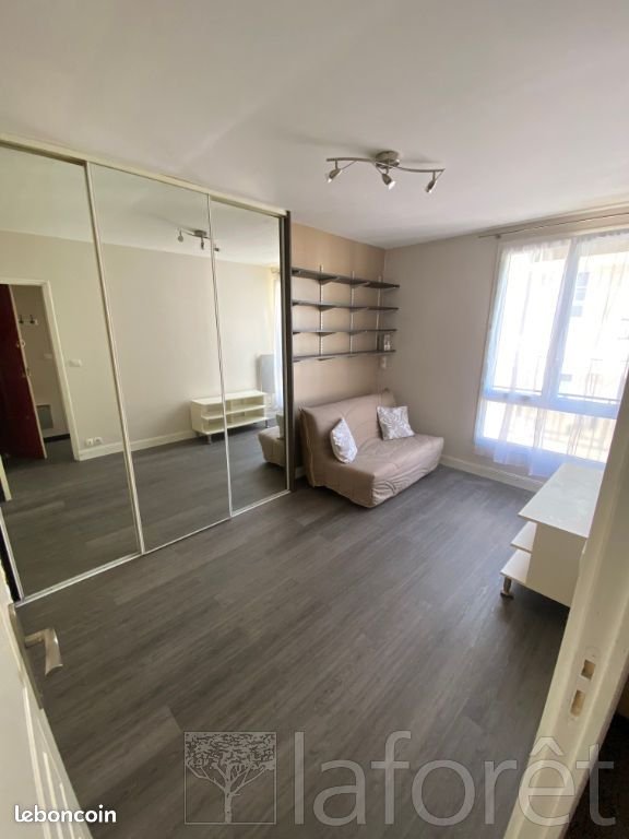 Appartement à louer, 19m², Nanterre