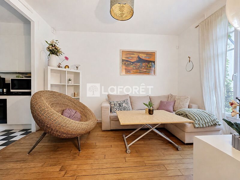 Maison à vendre, 121m², Suresnes