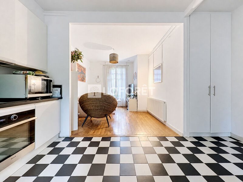 Maison à vendre, 121m², Suresnes