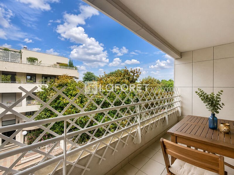 Appartement à vendre, 67m², Suresnes