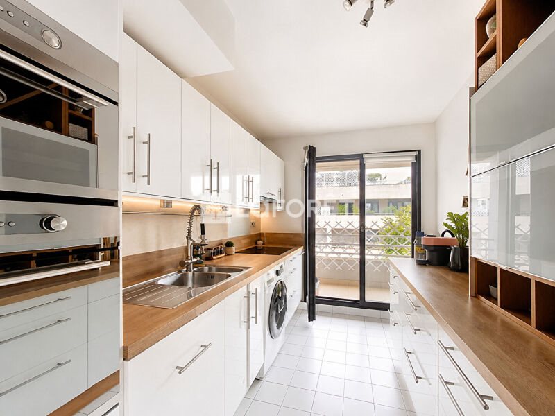 Appartement à vendre, 67m², Suresnes