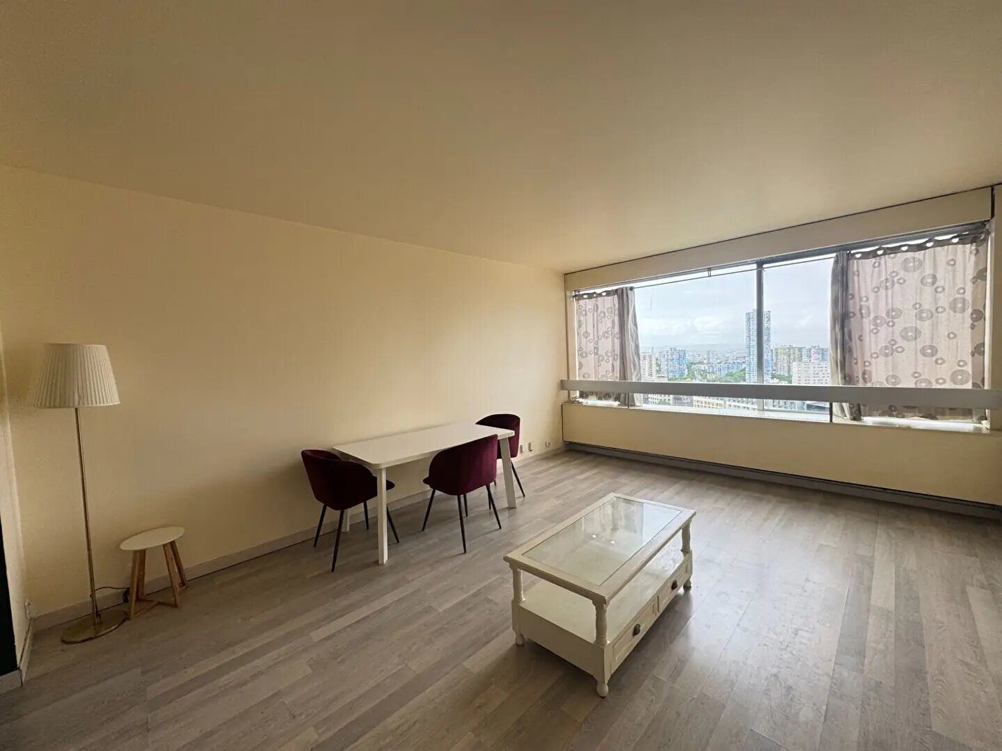 Appartement à louer, 45m², Puteaux