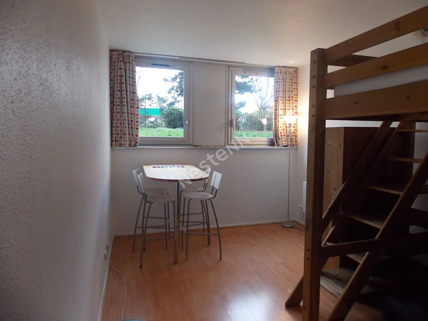 Appartement à louer, 23m², Puteaux