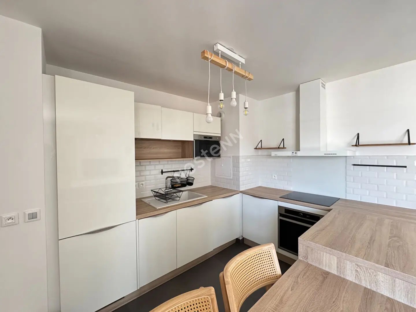 Appartement à louer, 64m², Puteaux