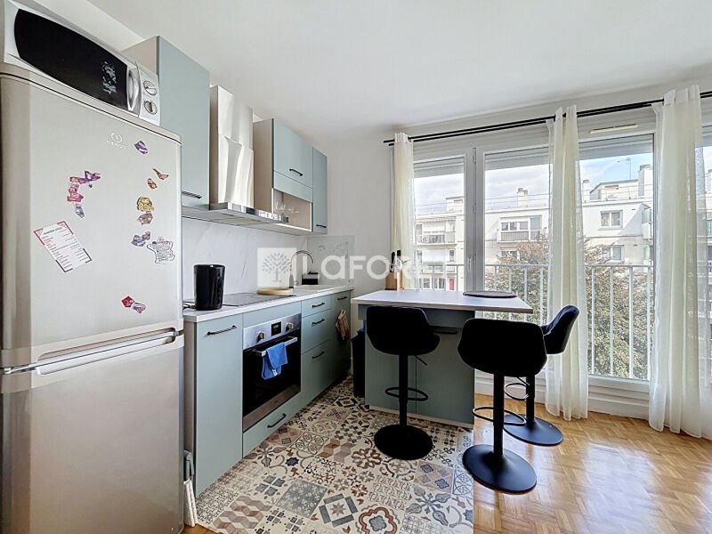 Appartement à louer, 46m², Courbevoie
