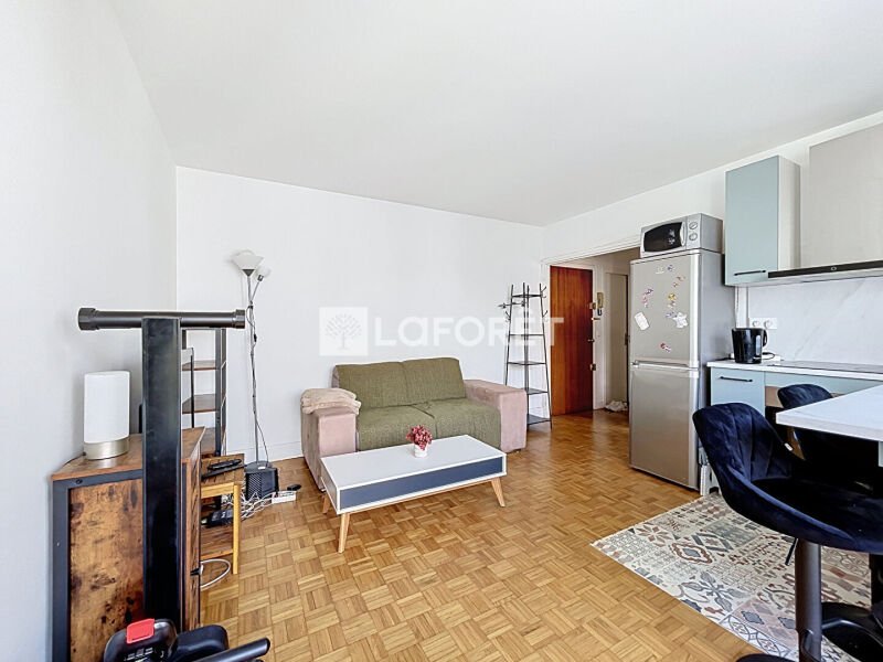 Appartement à louer, 46m², Courbevoie