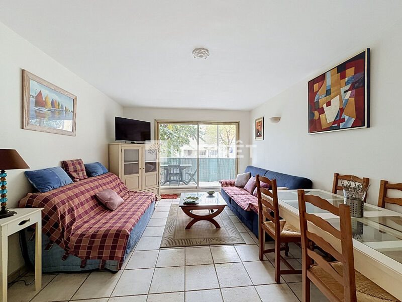 Appartement à louer, 48m², Courbevoie