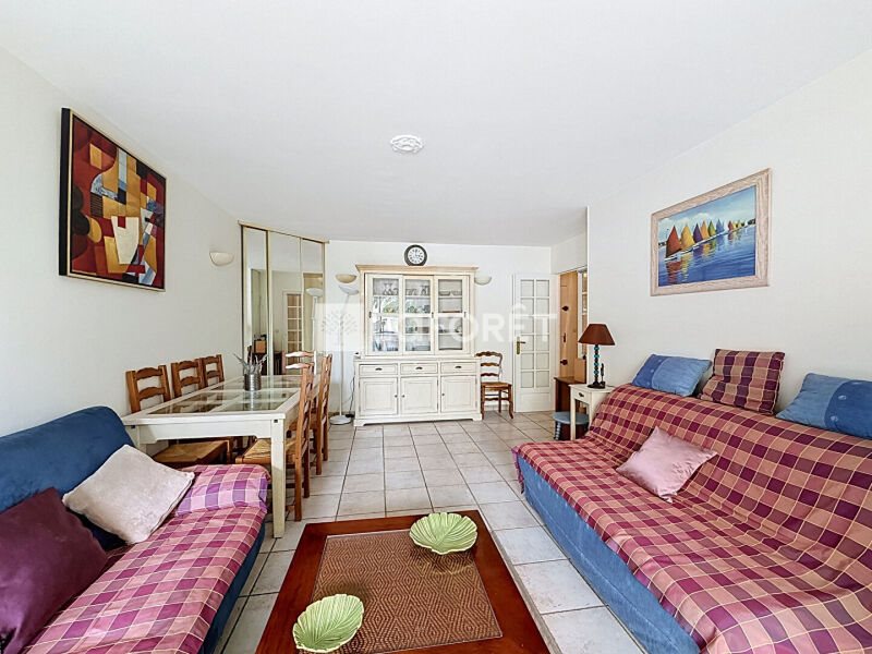 Appartement à louer, 48m², Courbevoie