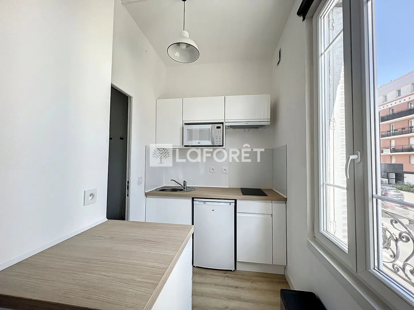 Appartement à louer, 18m², Courbevoie