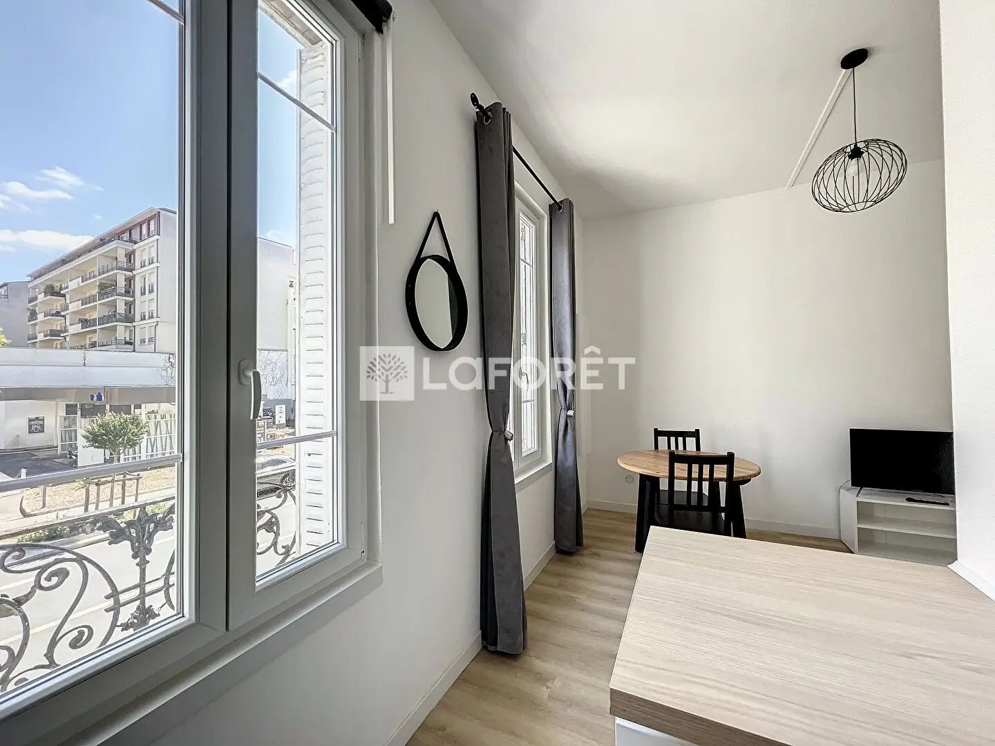 Appartement à louer, 18m², Courbevoie