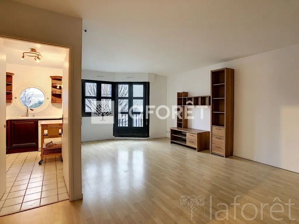 Appartement à louer, 52m², Courbevoie