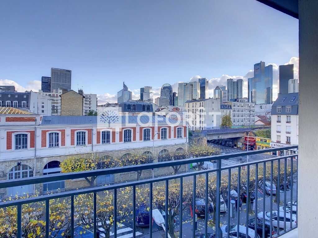Appartement à louer, 64m², Courbevoie
