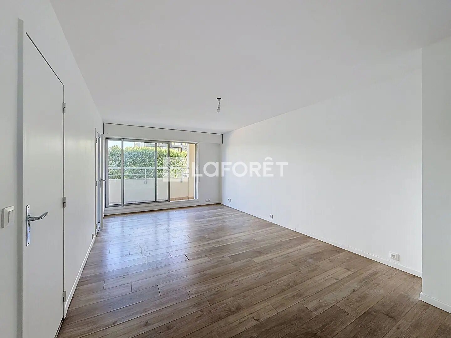 Appartement à louer, 34m², Courbevoie